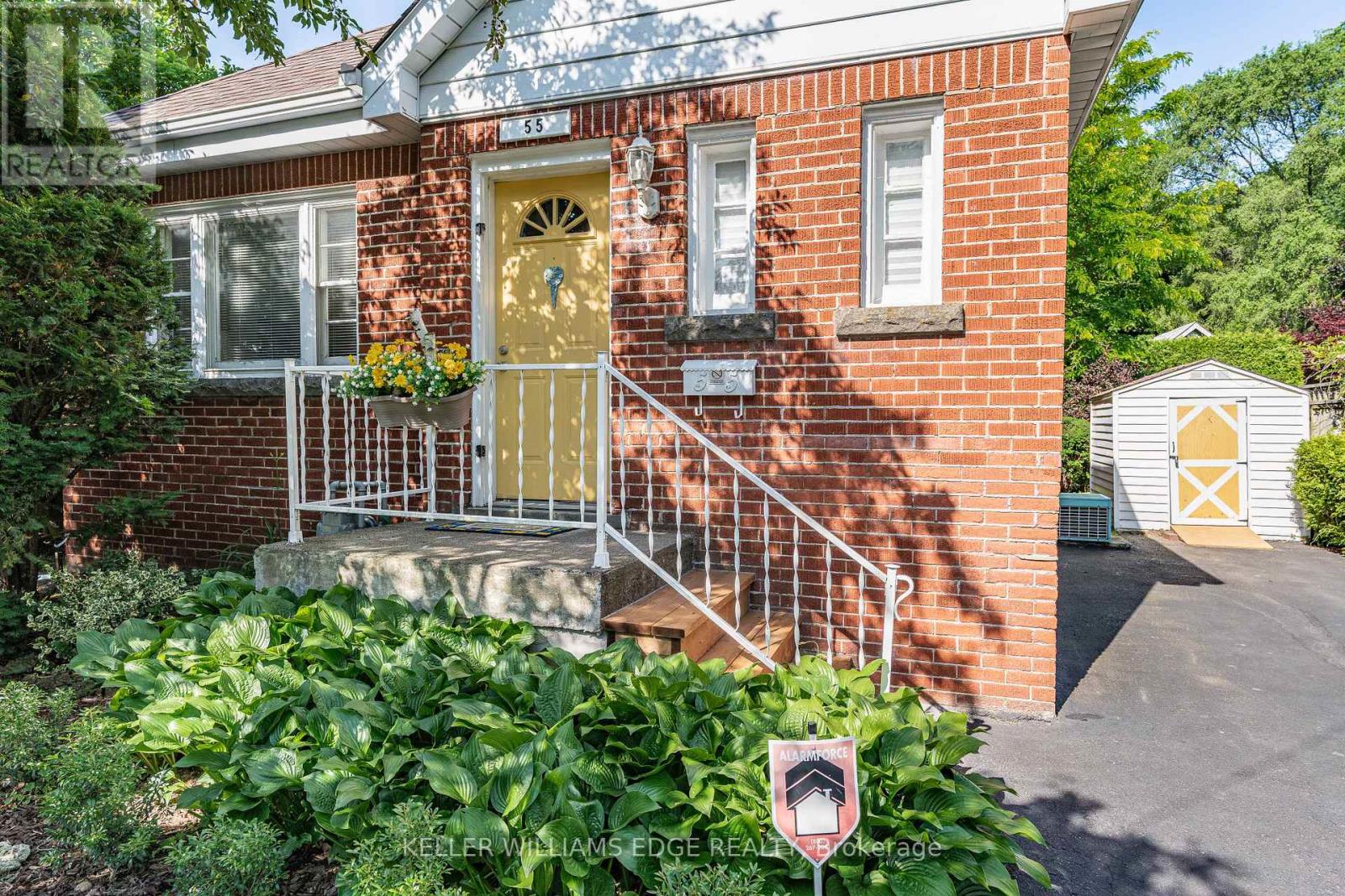 Property at 55 EAST STREET N image 3