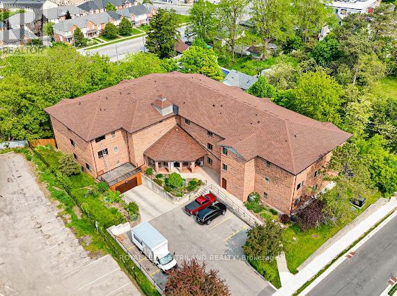 Property at 206 - 4 ALBERT STREET image 1