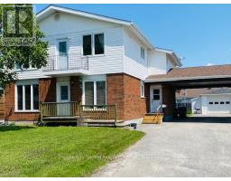 11 KENNEDY AVENUE, Kapuskasing, Ontario