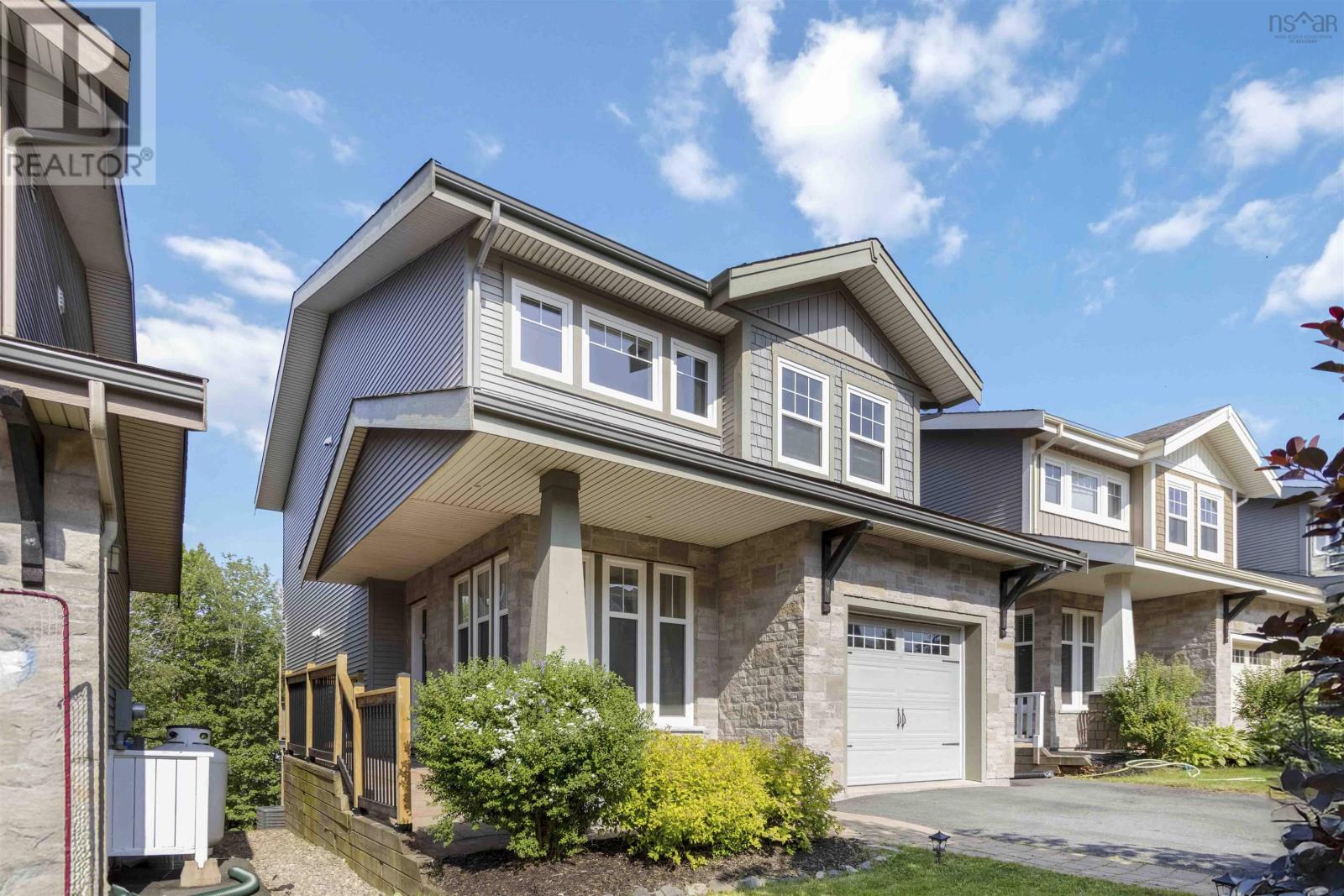 Property at 130 Capstone Crescent image 3