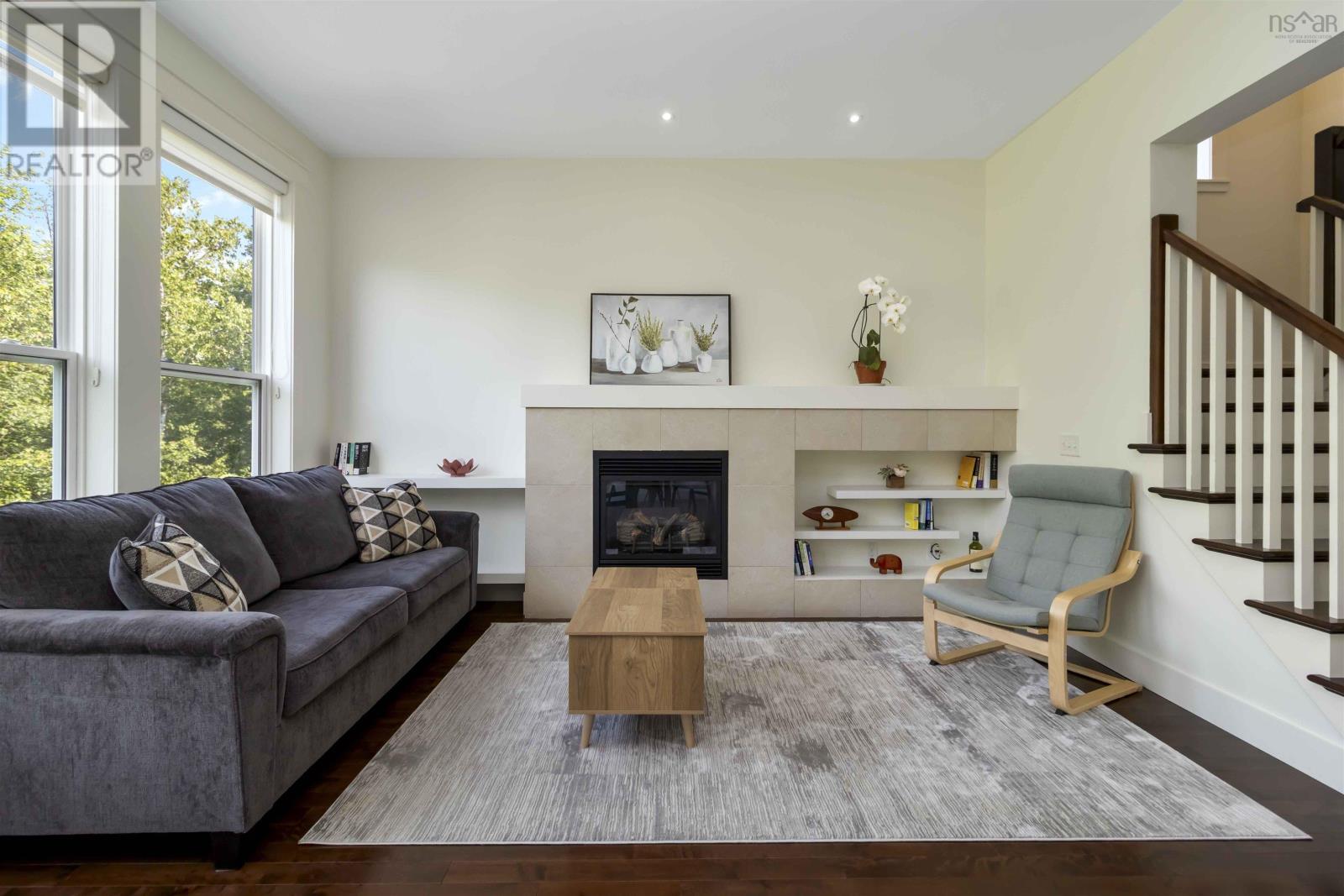 Property at 130 Capstone Crescent image 4