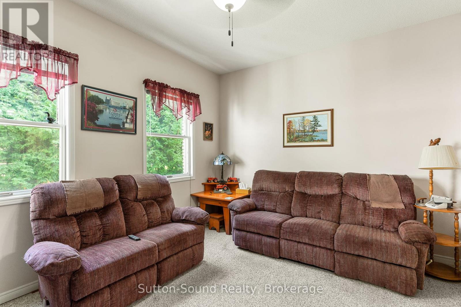 168 Balmy Beach Road, Georgian Bluffs, Ontario  N4K 5N4 - Photo 11 - X12246418