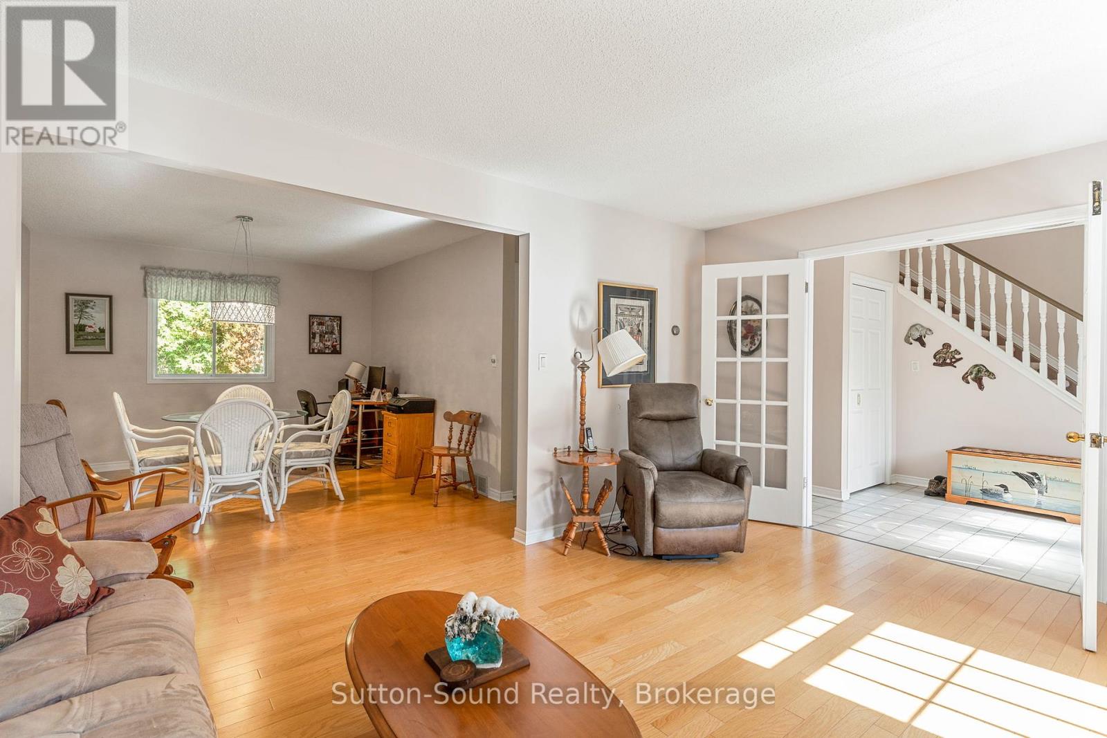 168 Balmy Beach Road, Georgian Bluffs, Ontario  N4K 5N4 - Photo 6 - X12246418