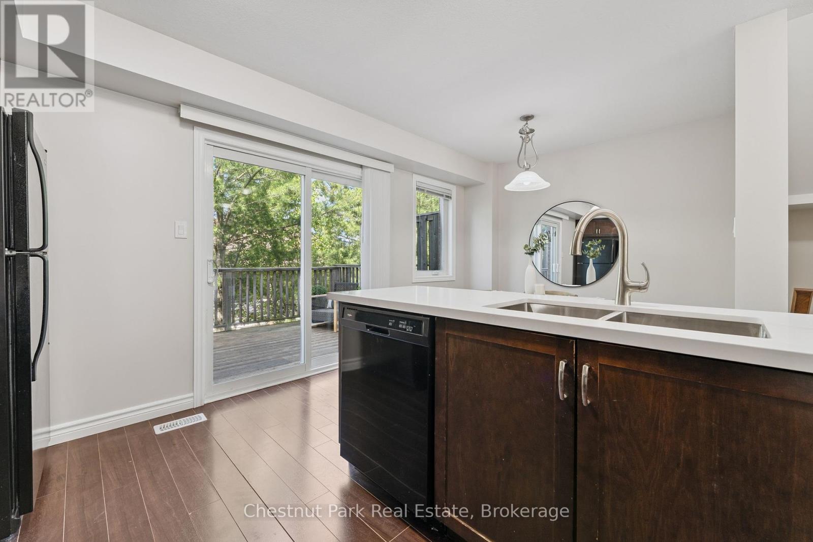 19 - 37 Silver Street, Huntsville (Chaffey), Ontario  P1H 1M2 - Photo 13 - X12246458