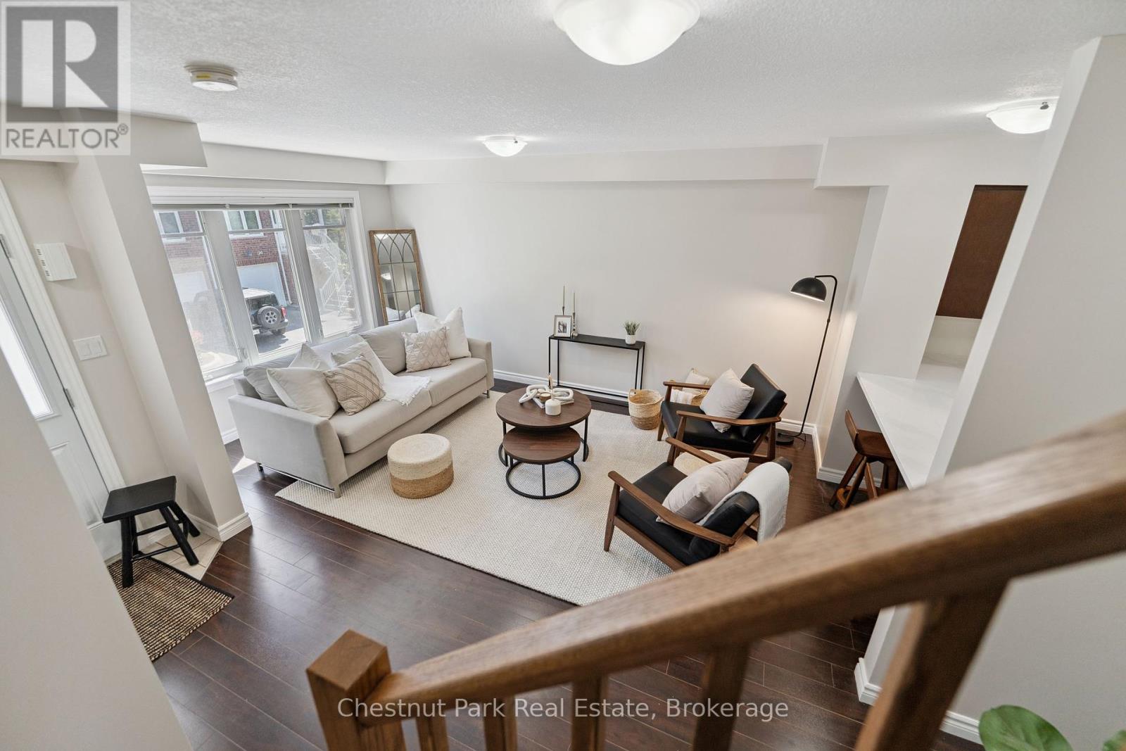 19 - 37 Silver Street, Huntsville (Chaffey), Ontario  P1H 1M2 - Photo 3 - X12246458