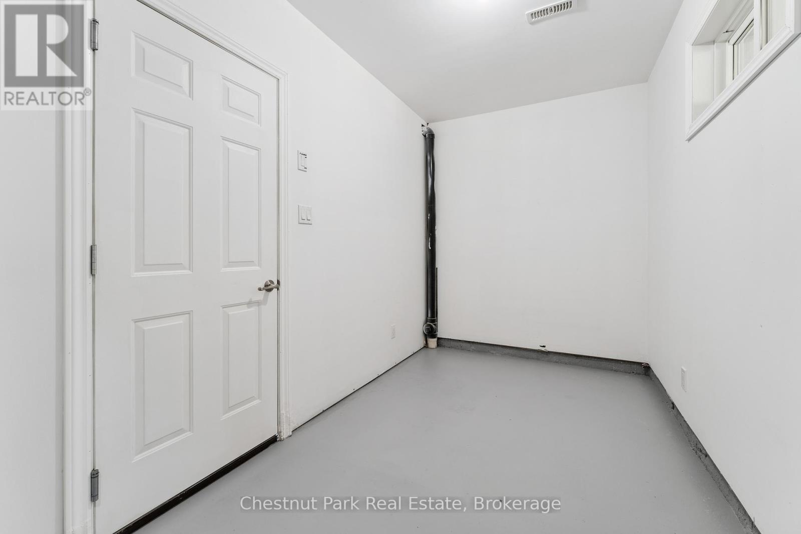 19 - 37 Silver Street, Huntsville (Chaffey), Ontario  P1H 1M2 - Photo 31 - X12246458