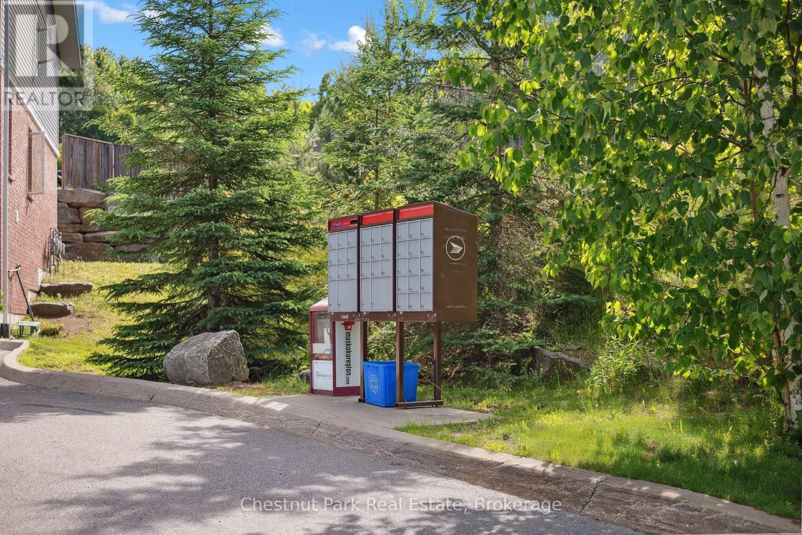 19 - 37 Silver Street, Huntsville (Chaffey), Ontario  P1H 1M2 - Photo 35 - X12246458