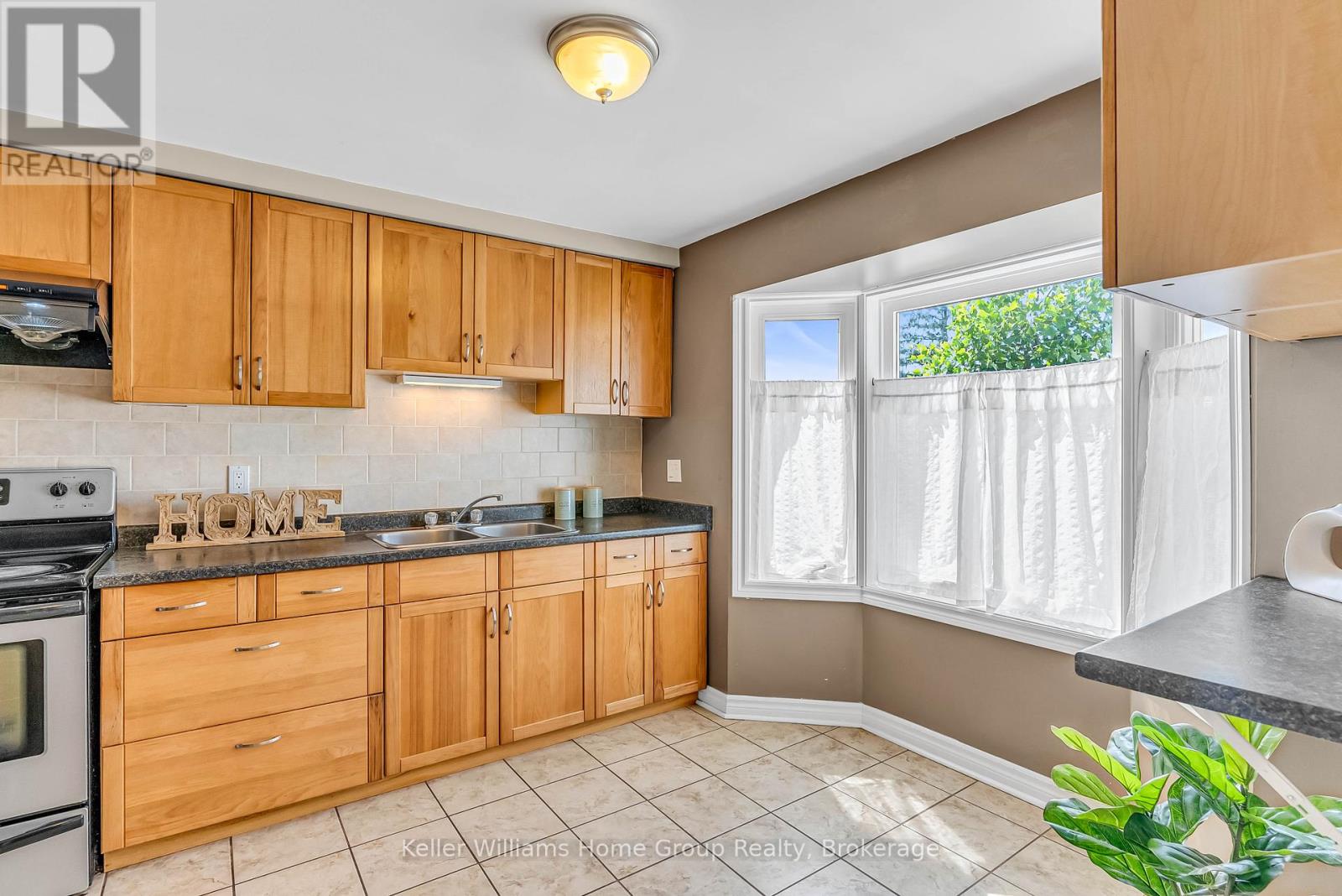 138 Cole Road, Guelph, Ontario  N1G 3Z5 - Photo 12 - X12246471