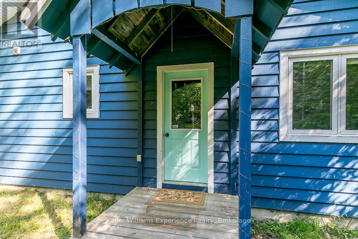 1123 Stone Gate Lane, Bracebridge, Ontario  P1L 1X1 - Photo 10 - X12246542