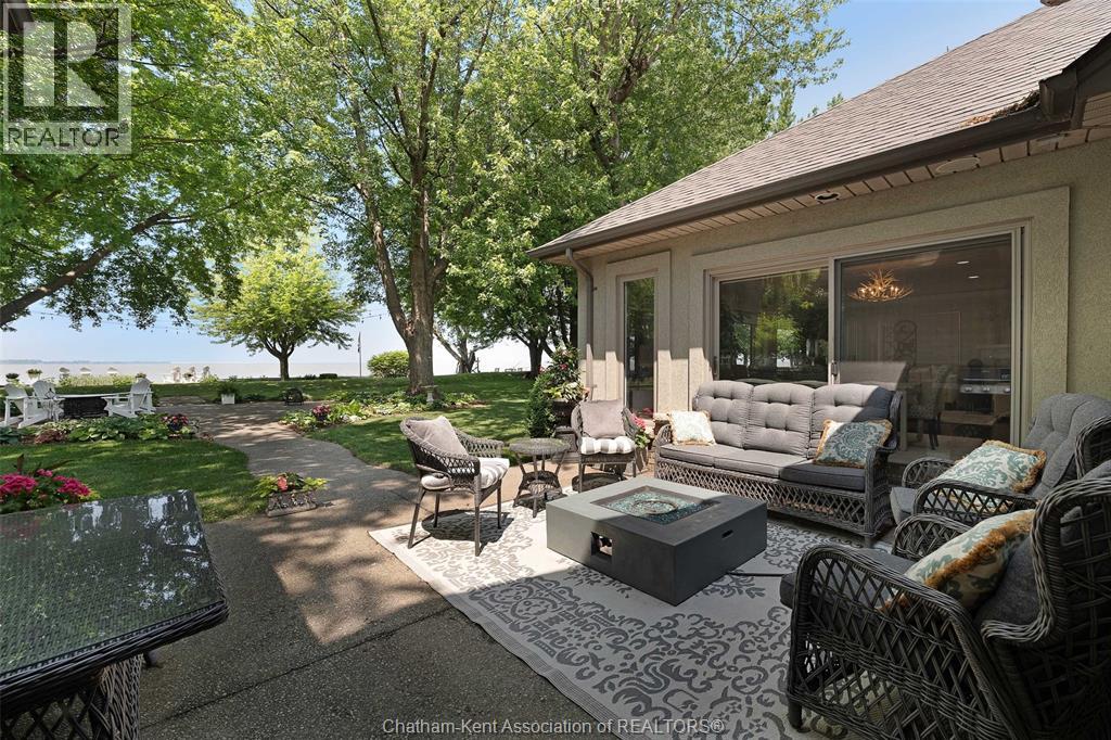 335 Island Crescent, Lighthouse Cove, Ontario  N0P 2L0 - Photo 36 - 25015219