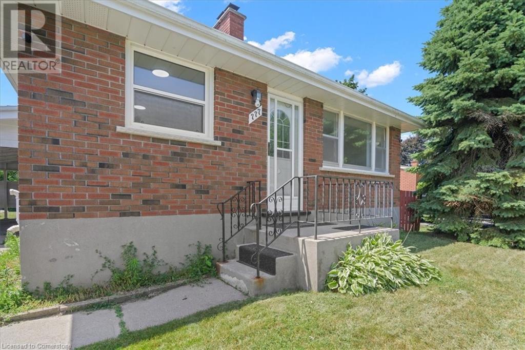 Property at 777 BARBARA Crescent image 4