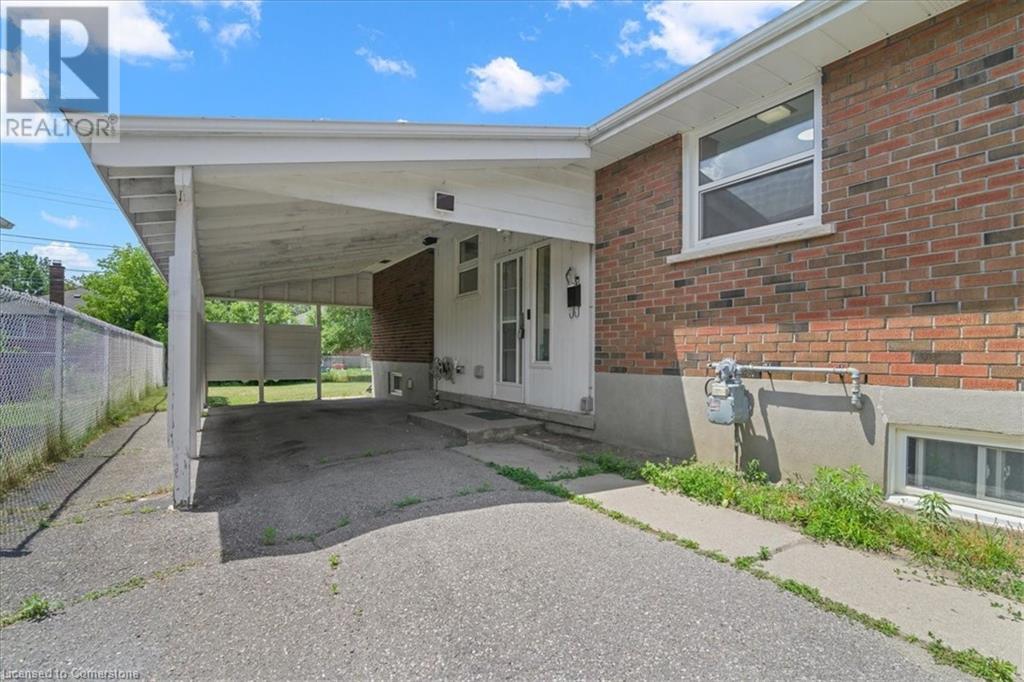 Property at 777 BARBARA Crescent image 5