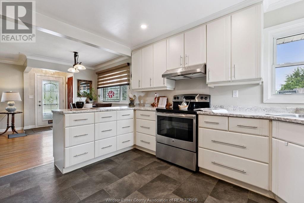 1178 Jefferson Boulevard, Windsor, Ontario  N8S 2R4 - Photo 8 - 25016144
