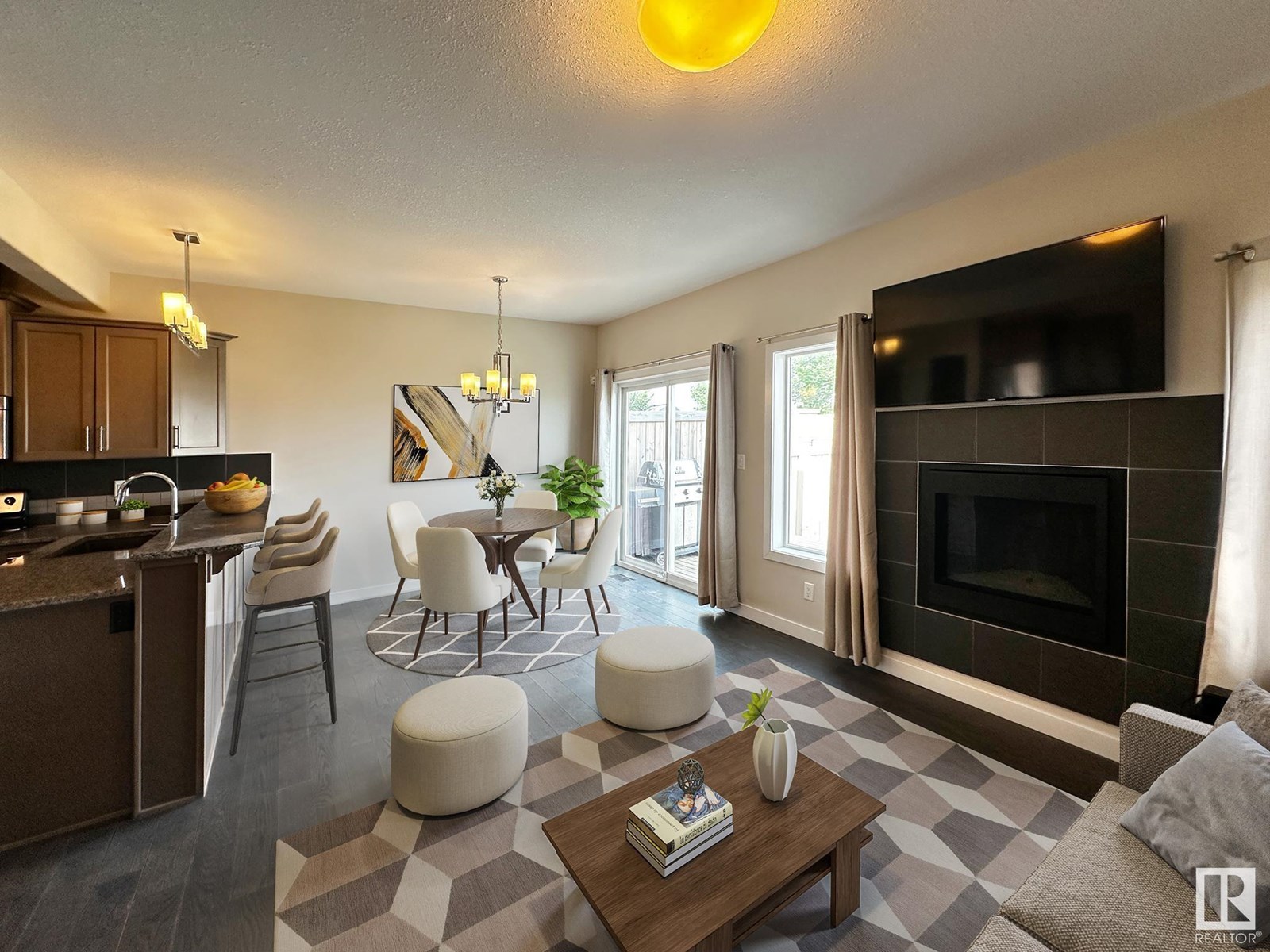 Property at 16116 10 AV SW image 5