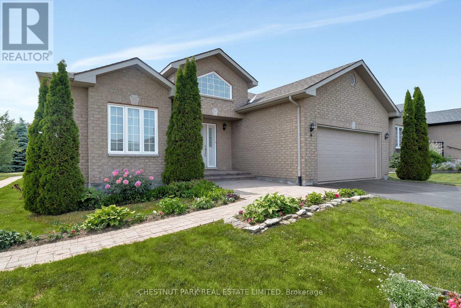 68 MAPLEHURST CRESCENT, prince edward county (wellington ward), Ontario