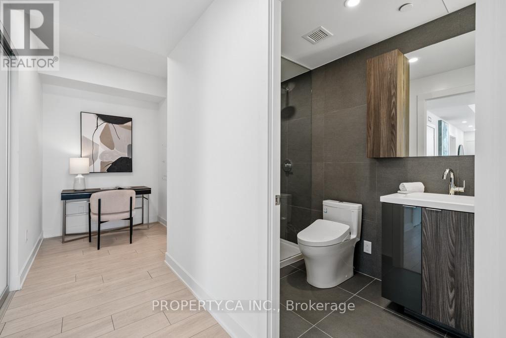 3708 - 35 Mercer Street, Toronto, Ontario  M5V 0V1 - Photo 17 - C12246494