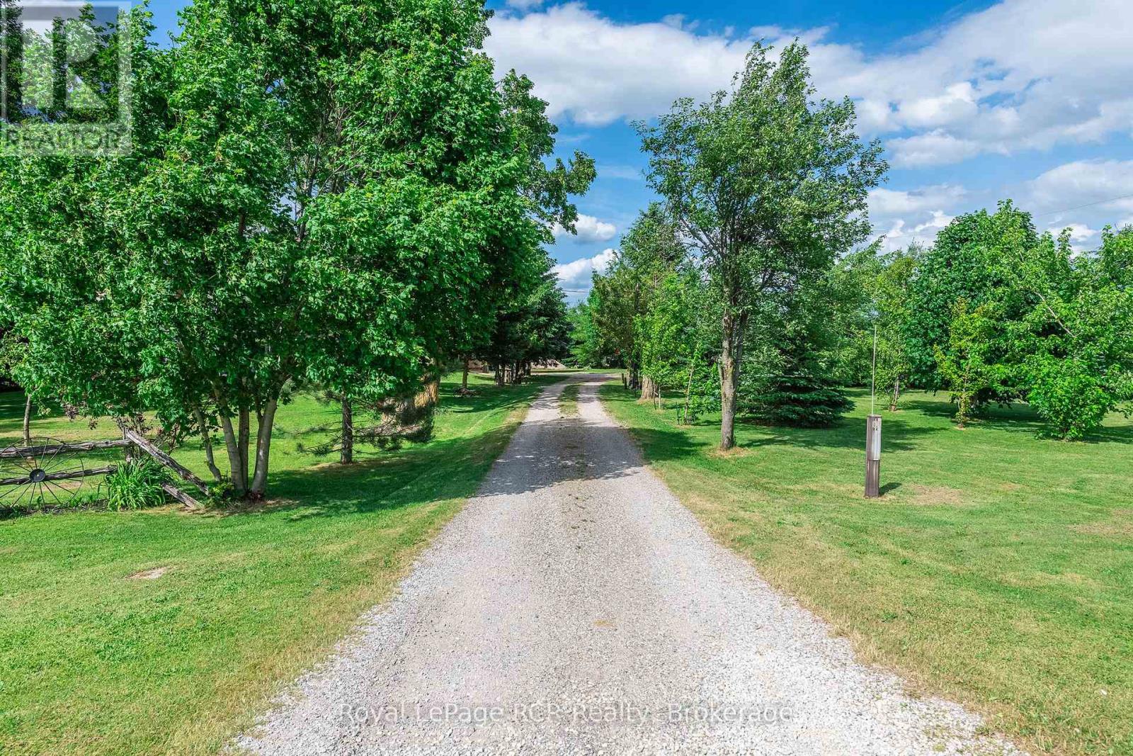 Property at 116327 2ND LINE SW image 2