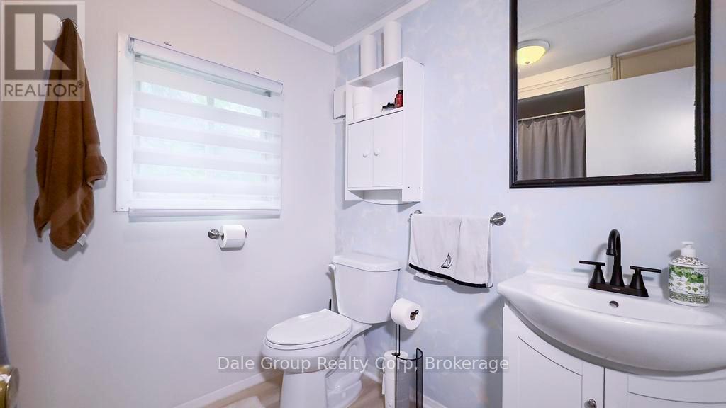2 Sutton Drive N, Ashfield-Colborne-Wawanosh (Colborne), Ontario  N7A 3Y3 - Photo 17 - X12246680