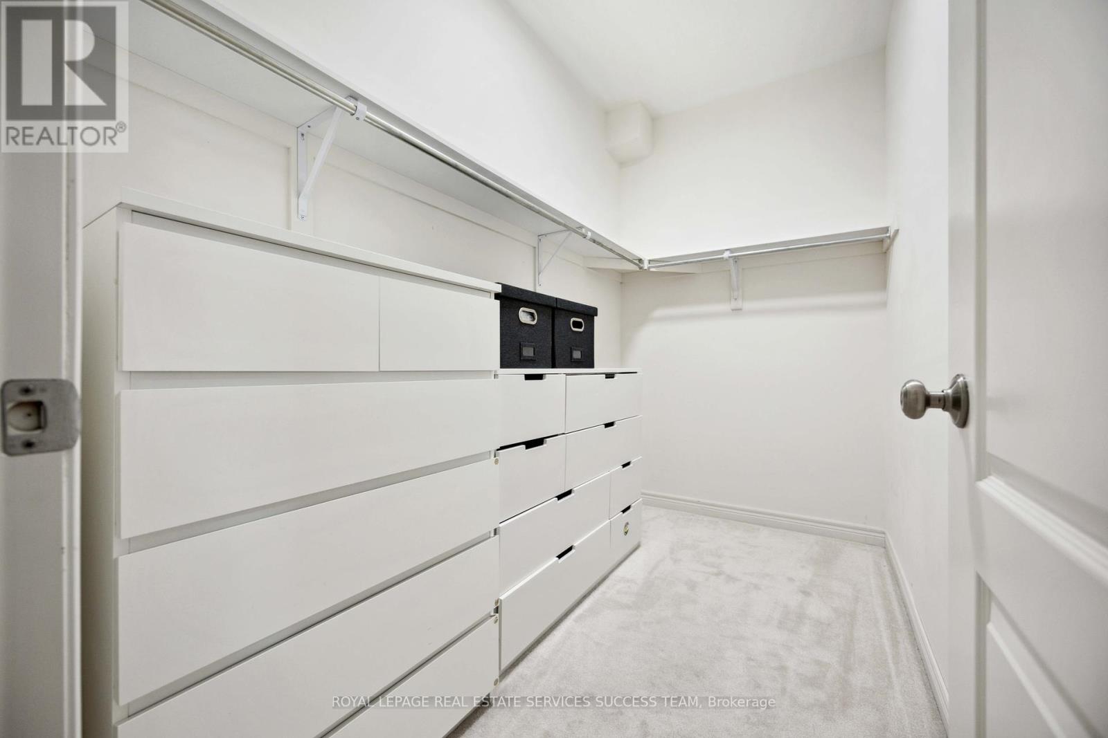 92 Radial Drive, Aurora, Ontario  L4G 0Z8 - Photo 18 - N12246509