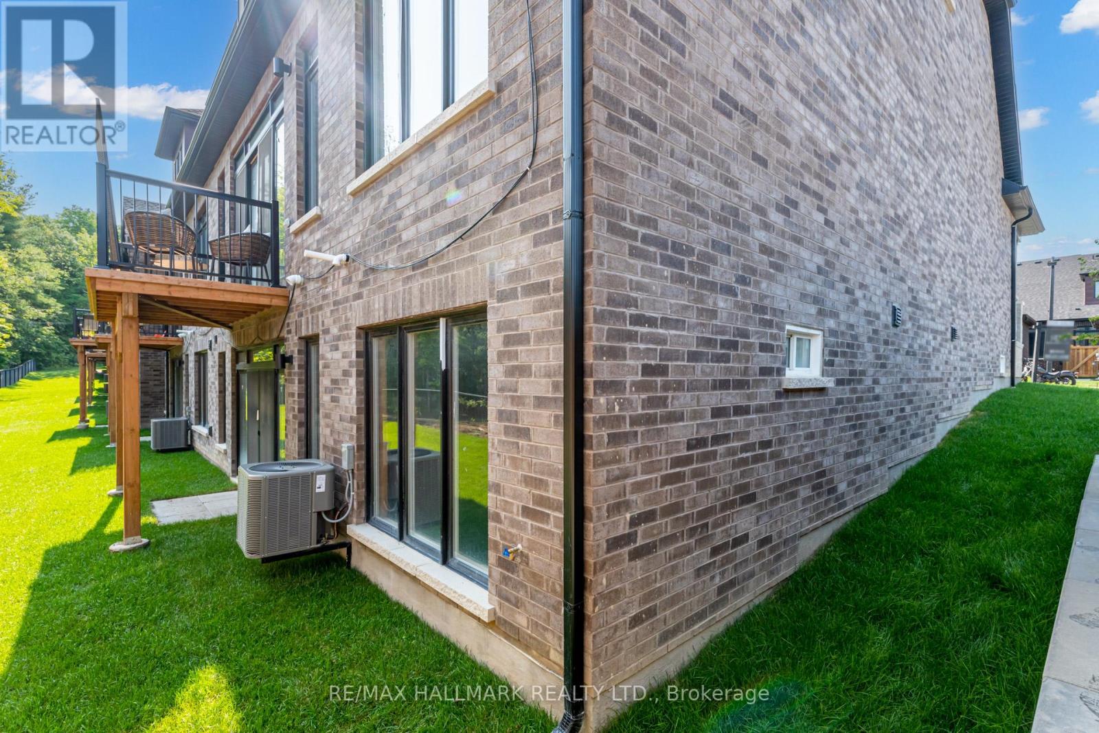 23 Vern Robertson Gate, Uxbridge, Ontario  L9P 0A2 - Photo 35 - N12246573
