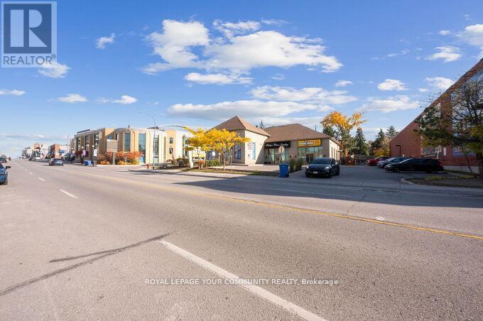 15120 Yonge Street, Aurora, Ontario  L4G 1M2 - Photo 39 - N12246581