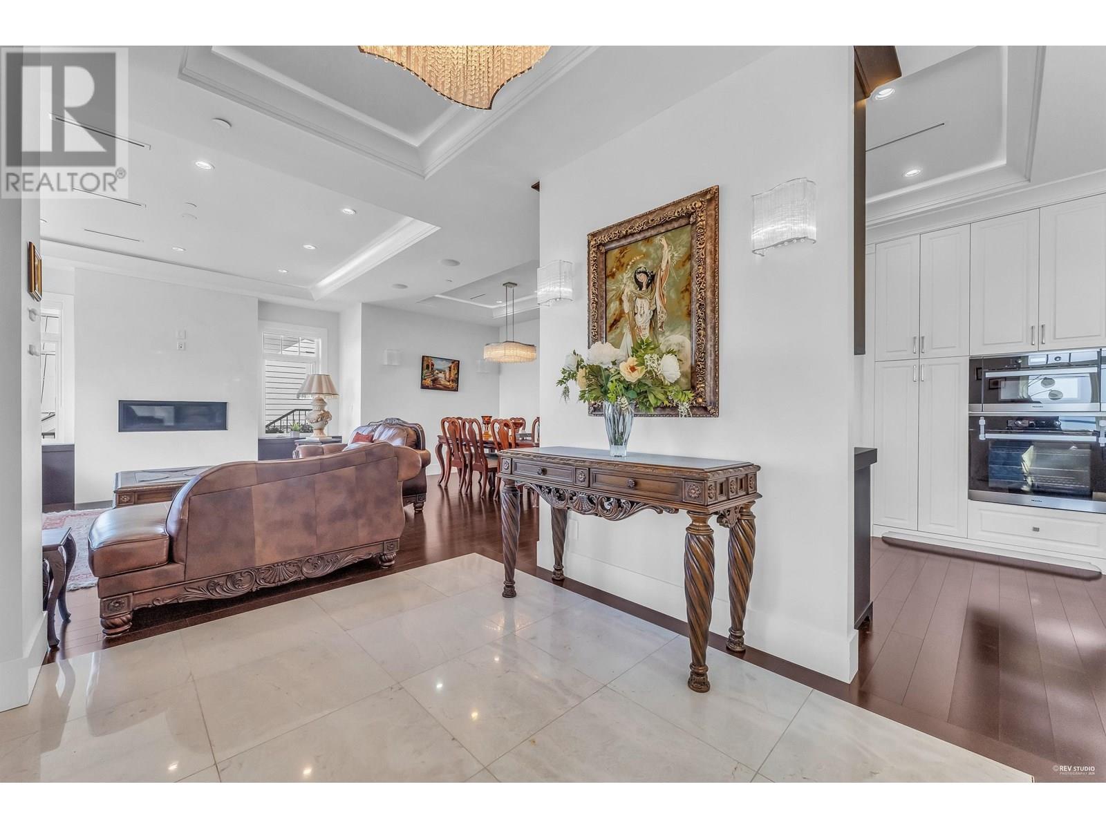 Property at 2623 OTTAWA AVENUE image 4