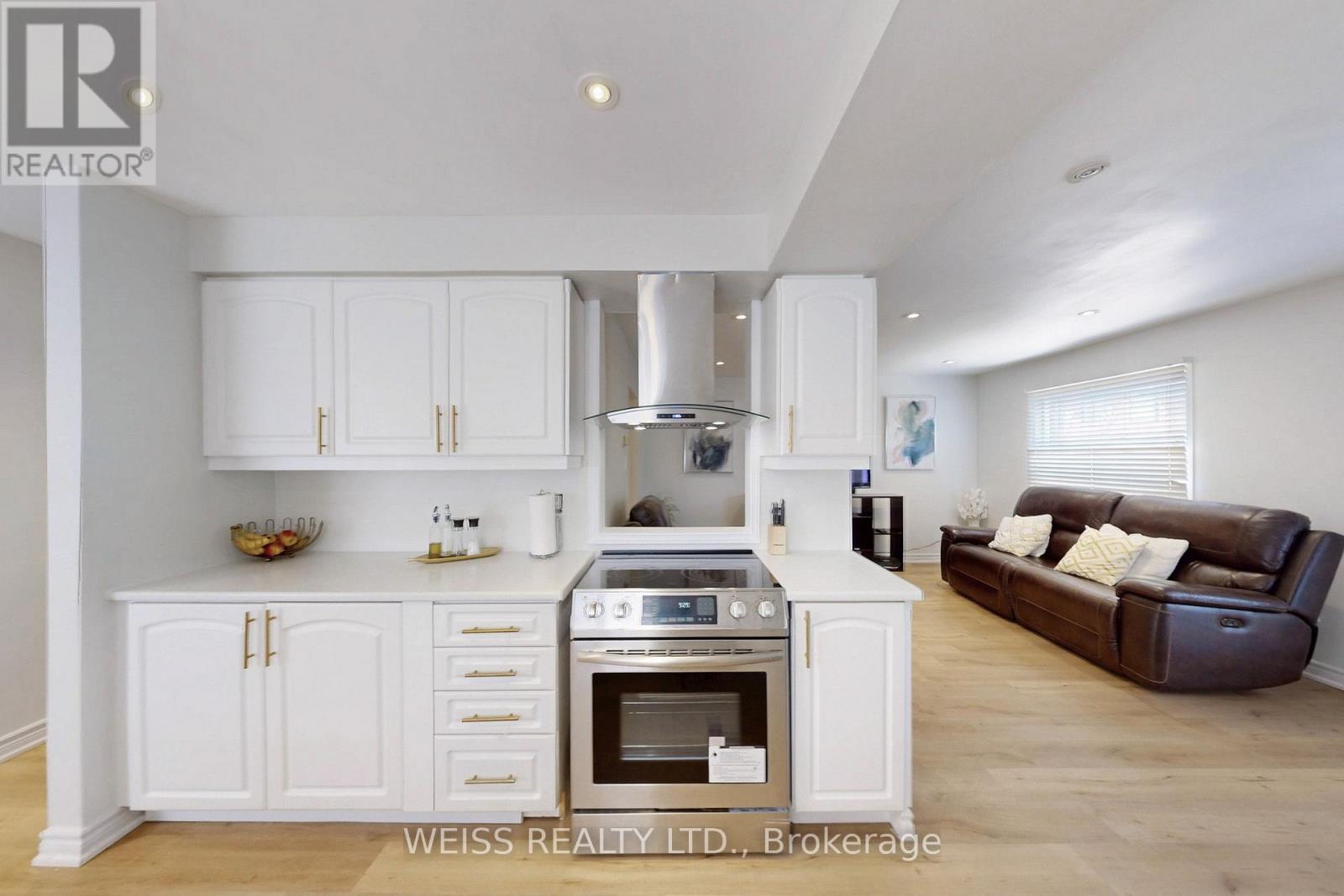 69 Wooliston Crescent, Brampton, Ontario  L6Y 4J4 - Photo 18 - W12246440