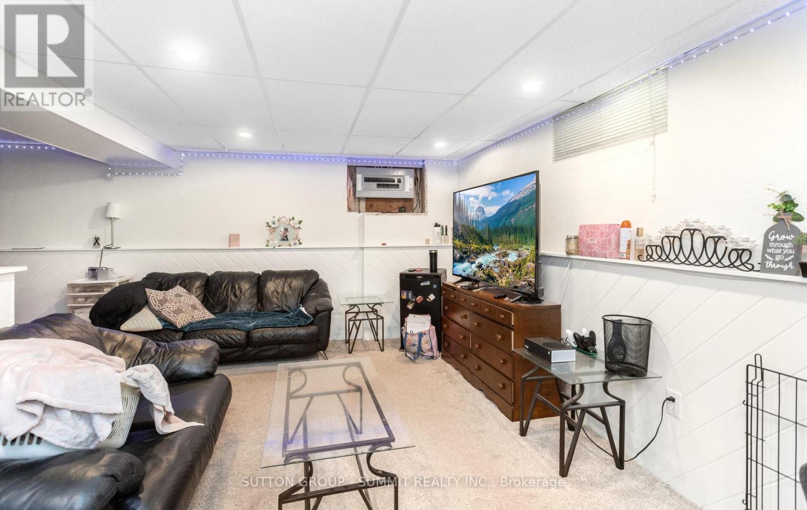 28 Storey Drive, Halton Hills, Ontario  L7J 2S9 - Photo 22 - W12246496