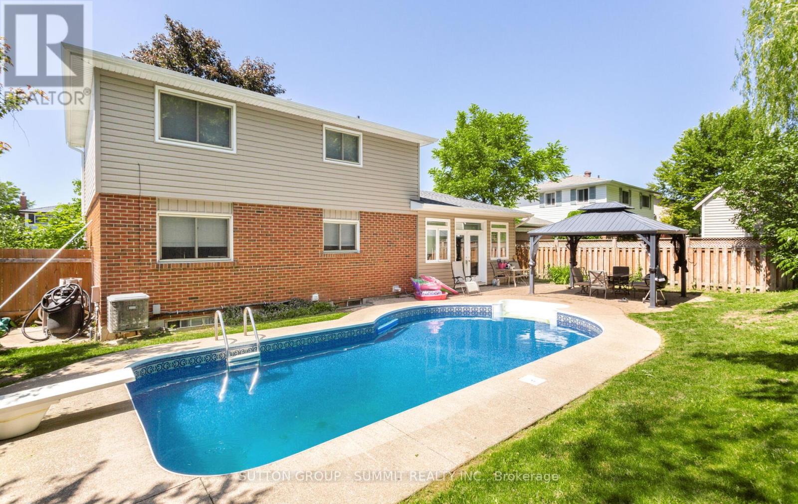 28 Storey Drive, Halton Hills, Ontario  L7J 2S9 - Photo 25 - W12246496
