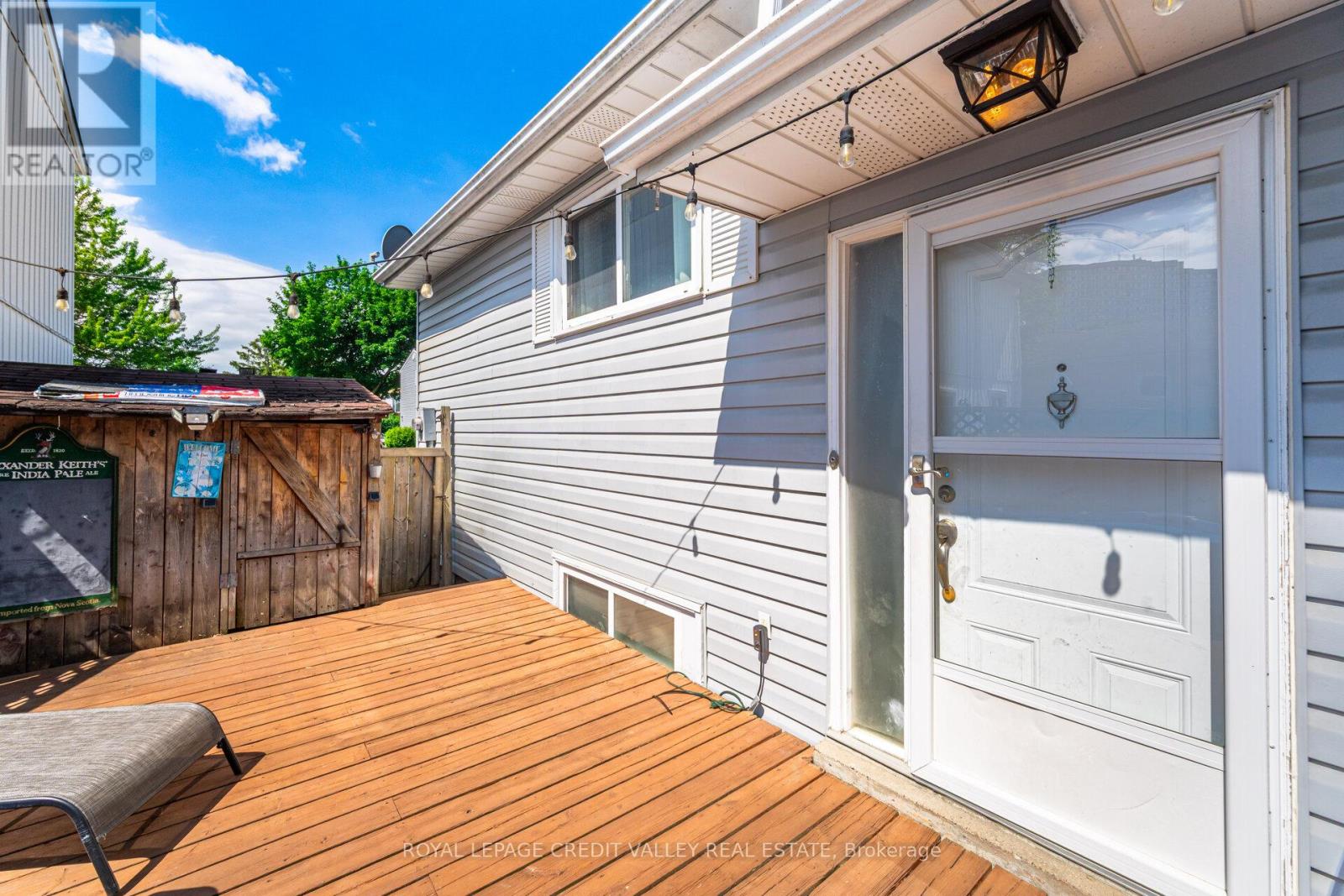 Property at 25 HUNTINGWOOD CRESCENT image 5