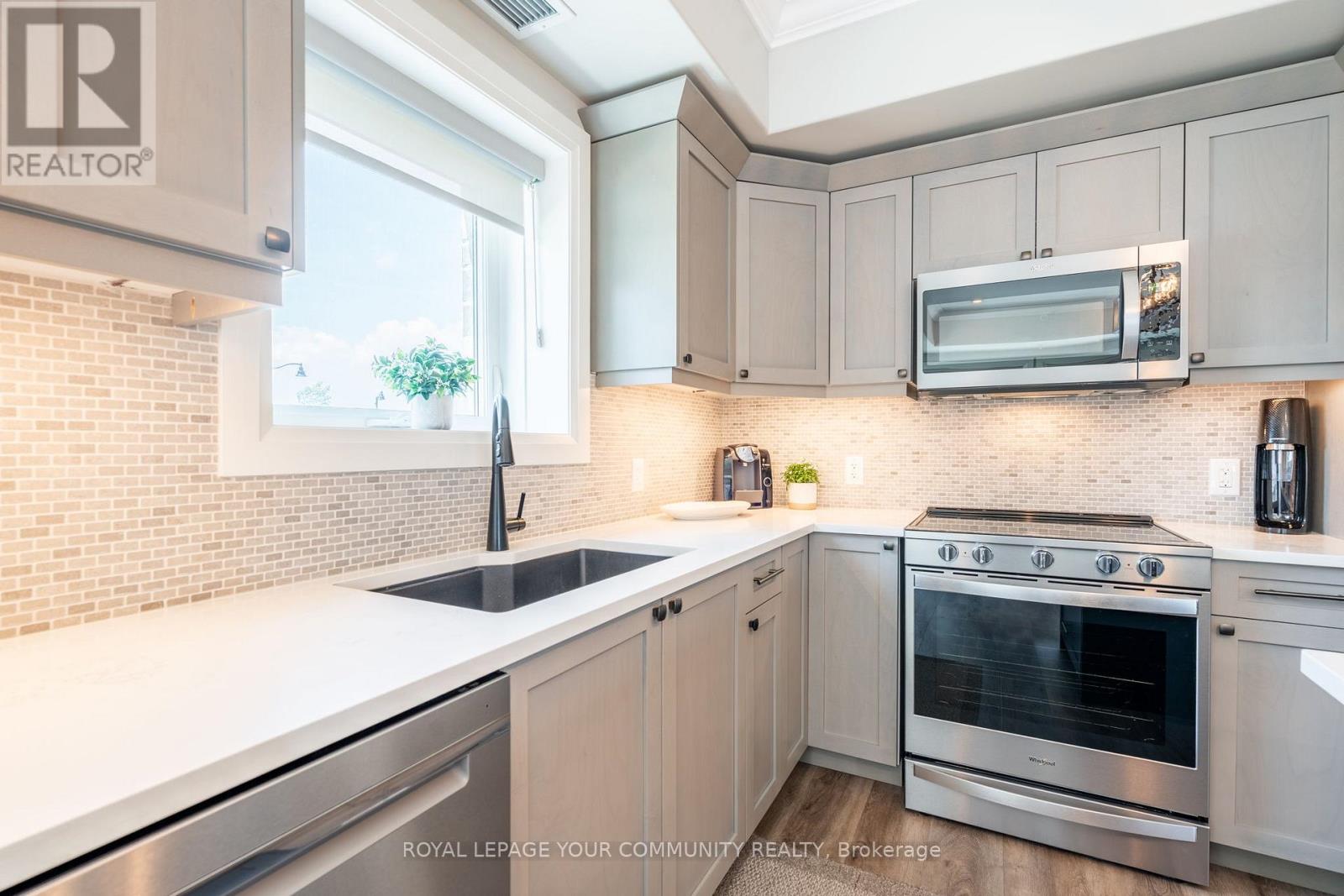 103 - 120 Summersides Boulevard, Pelham, Ontario  L0S 1E1 - Photo 15 - X12246480
