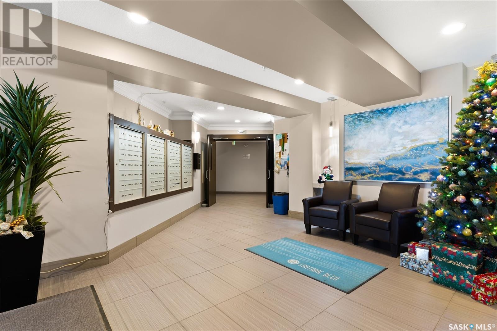 Property at 422 5303 Universal CRESCENT image 3