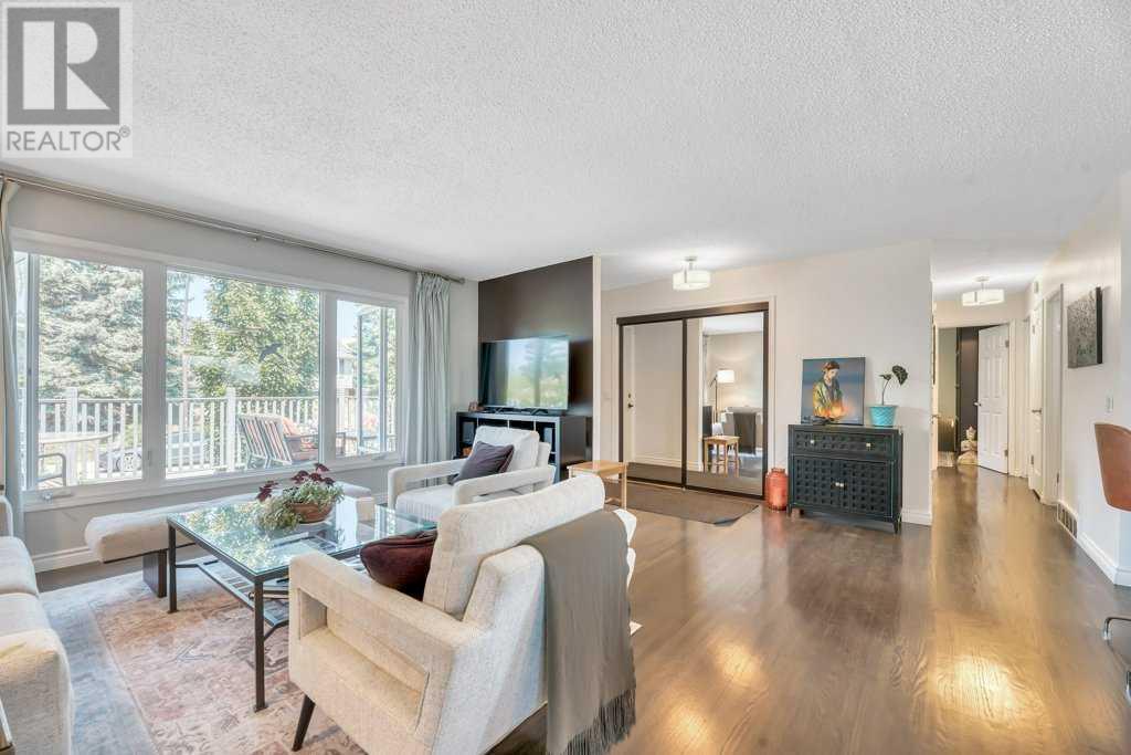 Property at 219 Huntcroft Road NE image 3