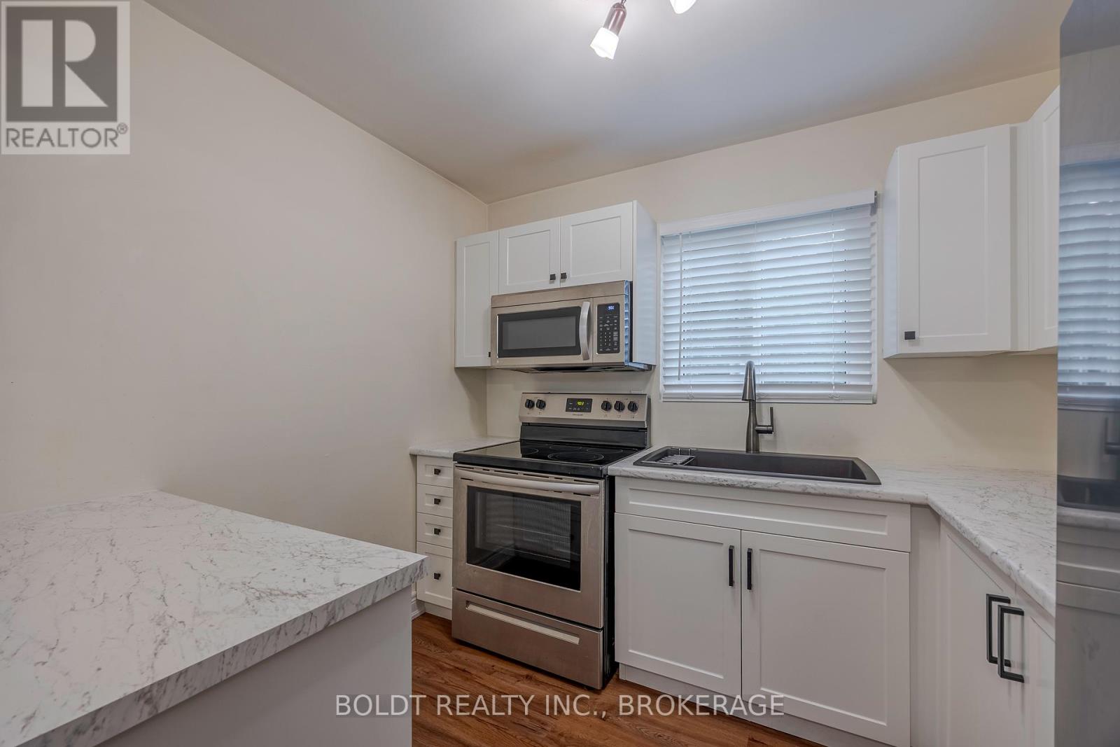 Property at 15 - 2 WEIDEN STREET image 5