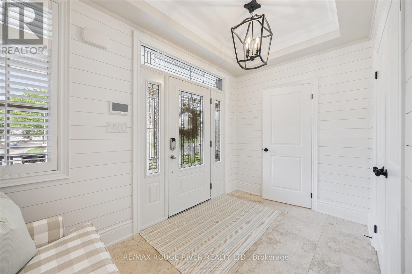 Property at 34 NIGHTINGALE CRESCENT image 4