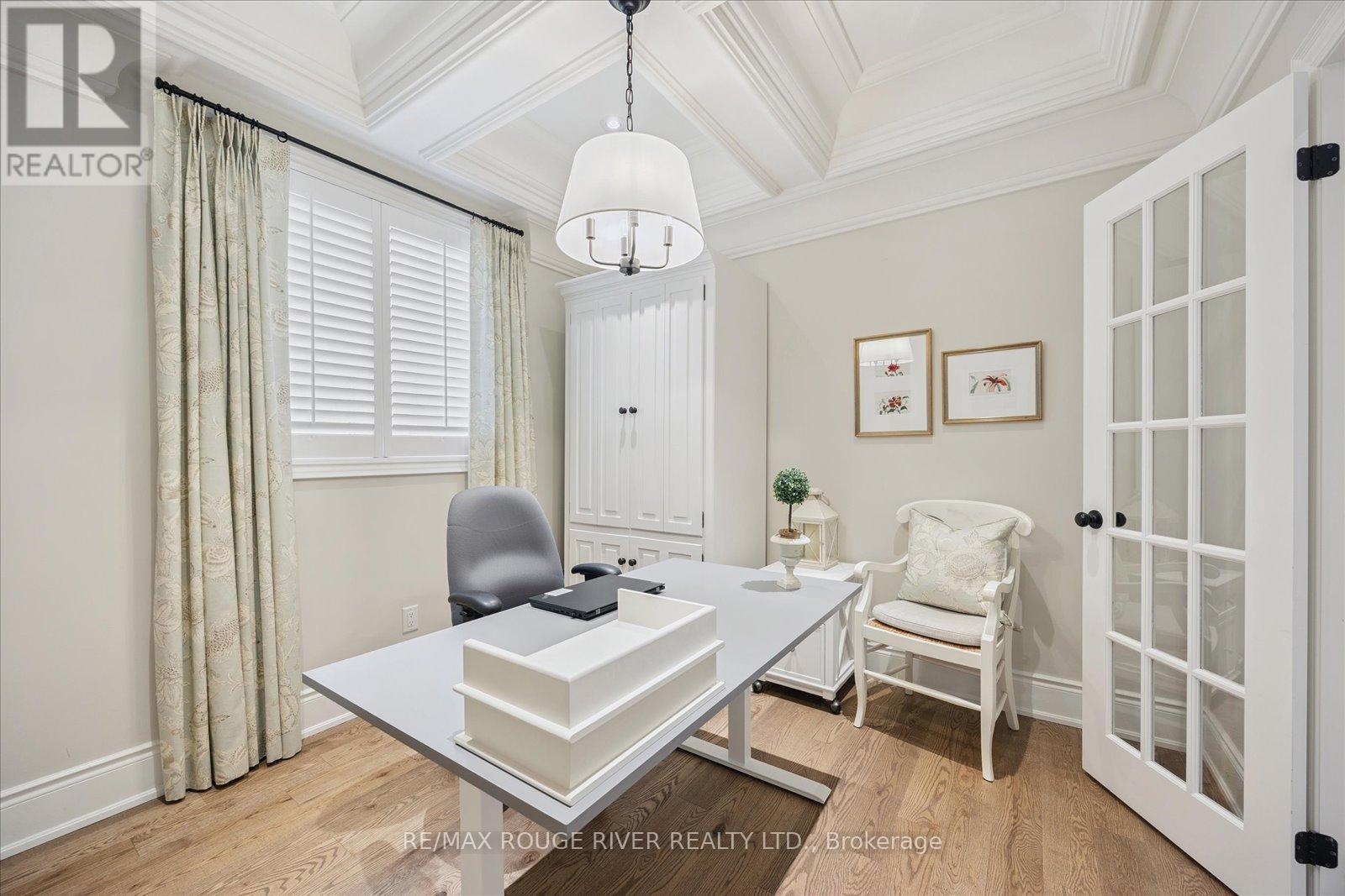 Property at 34 NIGHTINGALE CRESCENT image 5