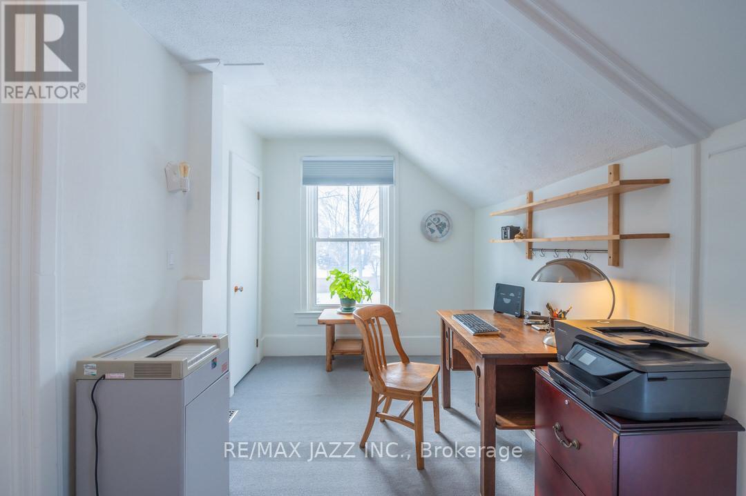 122 Richard Street, Greater Napanee, Ontario K7R 2T4 - Photo 27 - X12246892