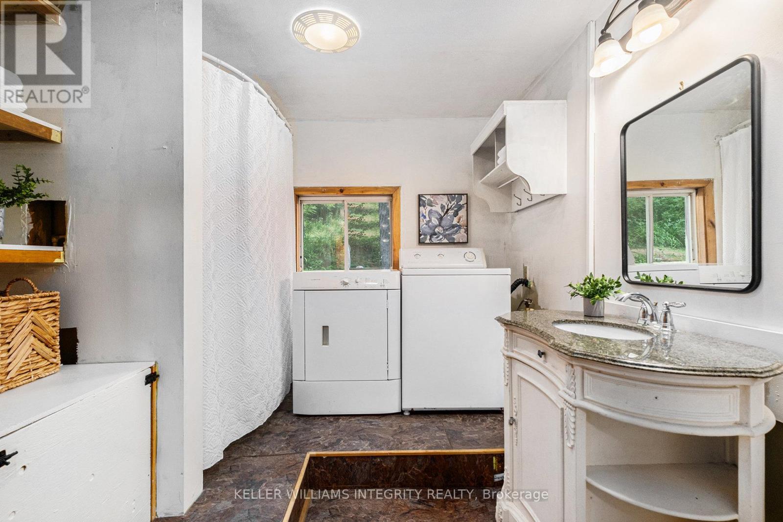 821 Hawkins Road, Tay Valley, Ontario K7H 3C9 - Photo 12 - X12246713