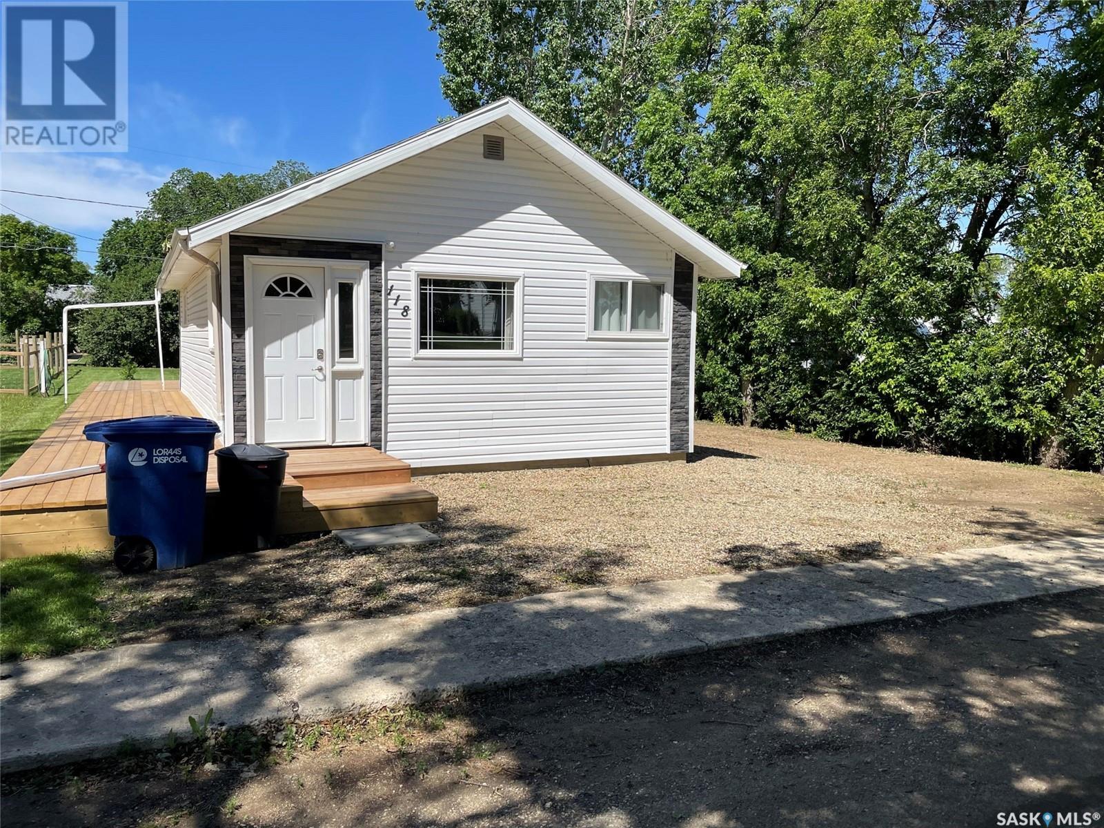 118 2nd STREET E, lafleche, Saskatchewan