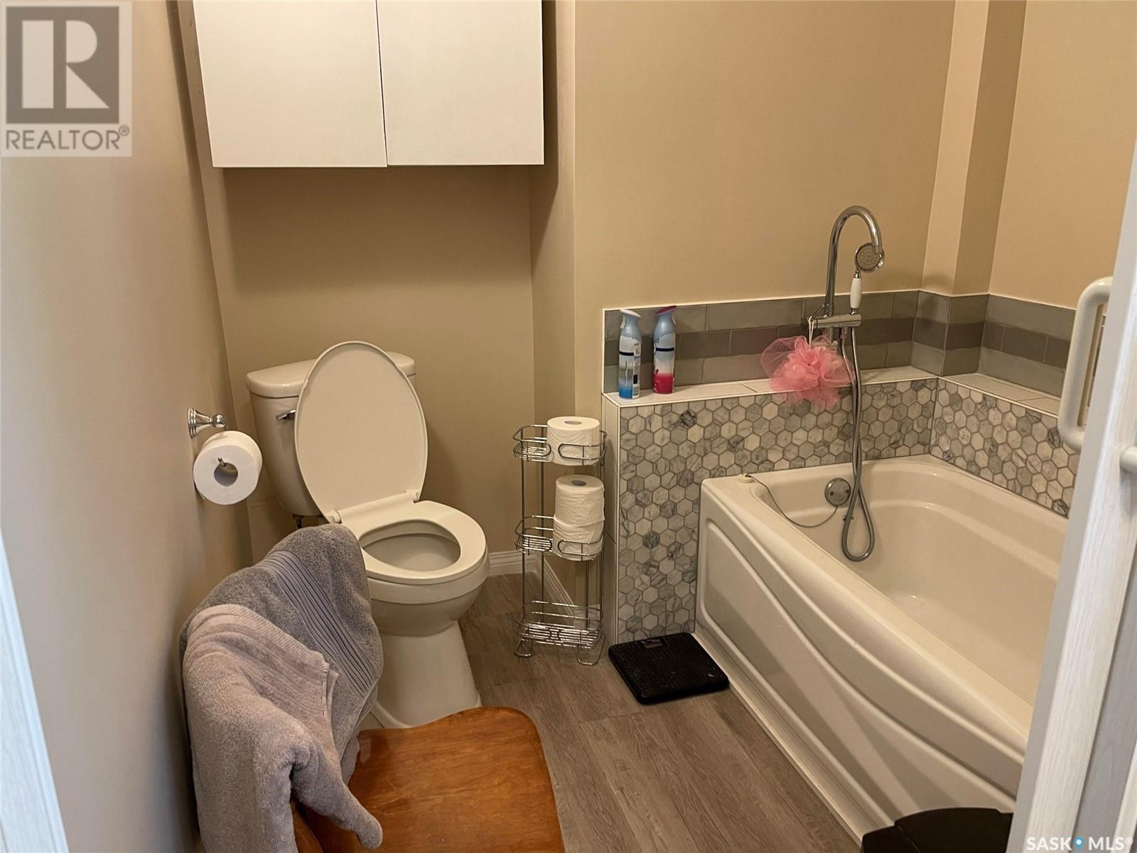 118 2nd Street E, Lafleche, Saskatchewan  S0H 2K0 - Photo 19 - SK010842