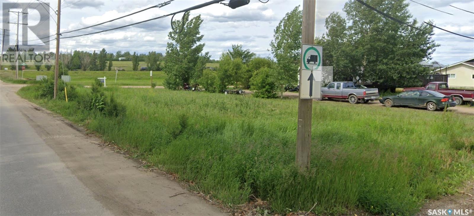 903 Oxford Street E, Moose Jaw, Saskatchewan  S6H 0T1 - Photo 2 - SK010691
