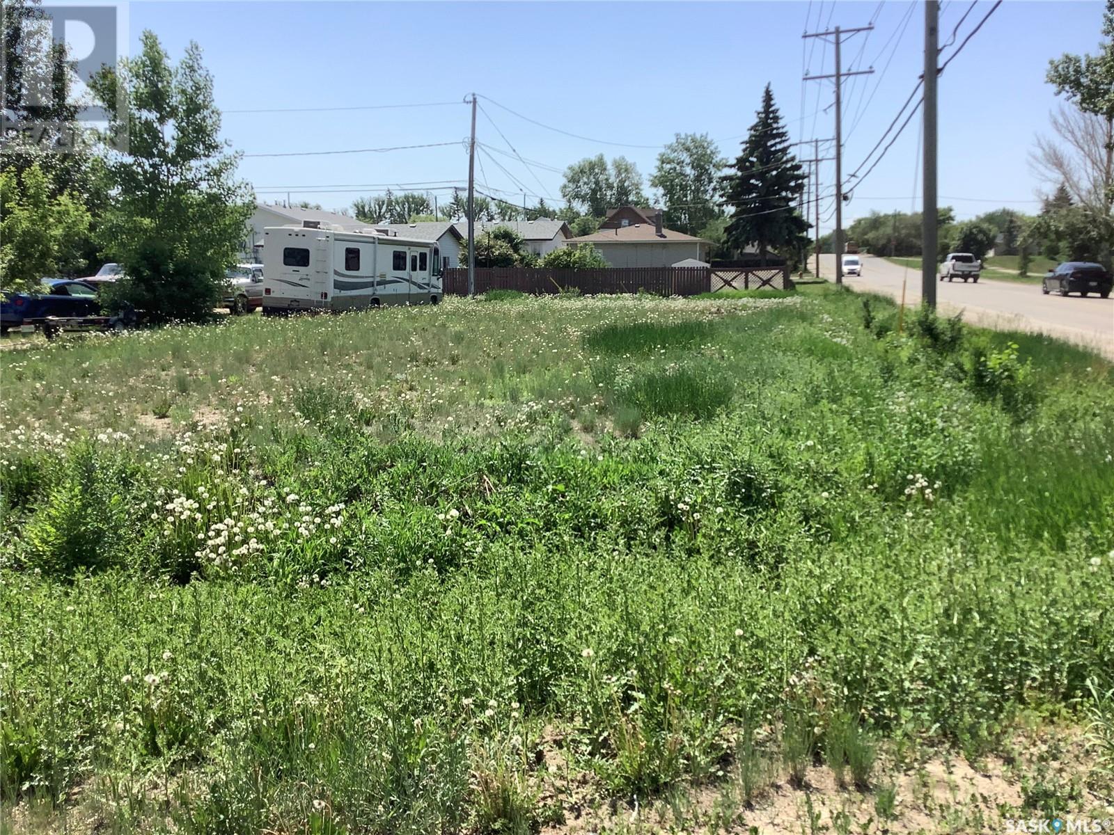 903 Oxford Street E, Moose Jaw, Saskatchewan  S6H 0T1 - Photo 3 - SK010691
