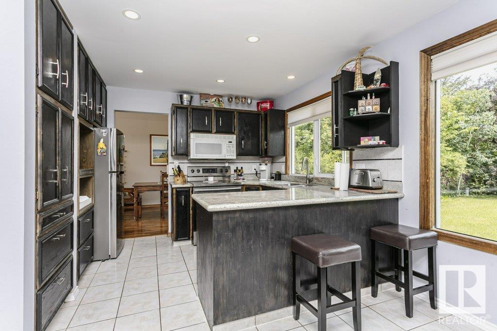6327 145a St Nw, Edmonton, Alberta  T6H 4J1 - Photo 16 - E4444393