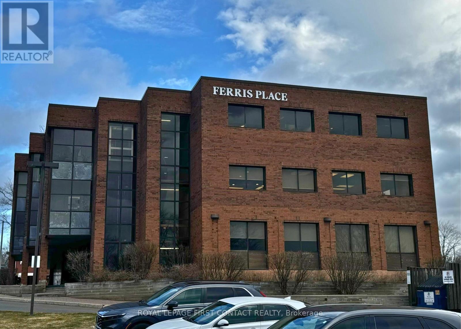 205 - 85 FERRIS LANE, Barrie, Ontario