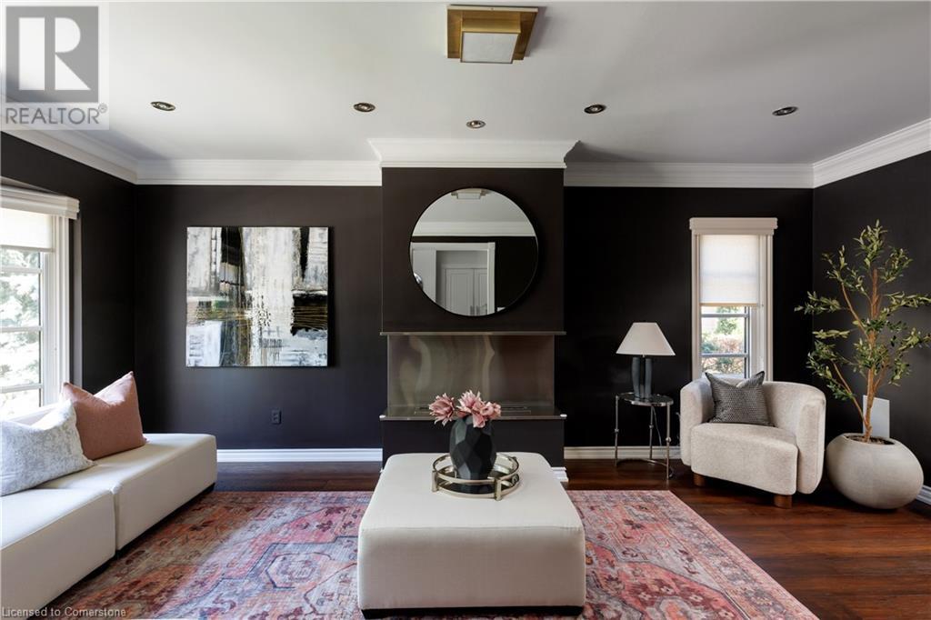 Property at 262 MARY Street image 5
