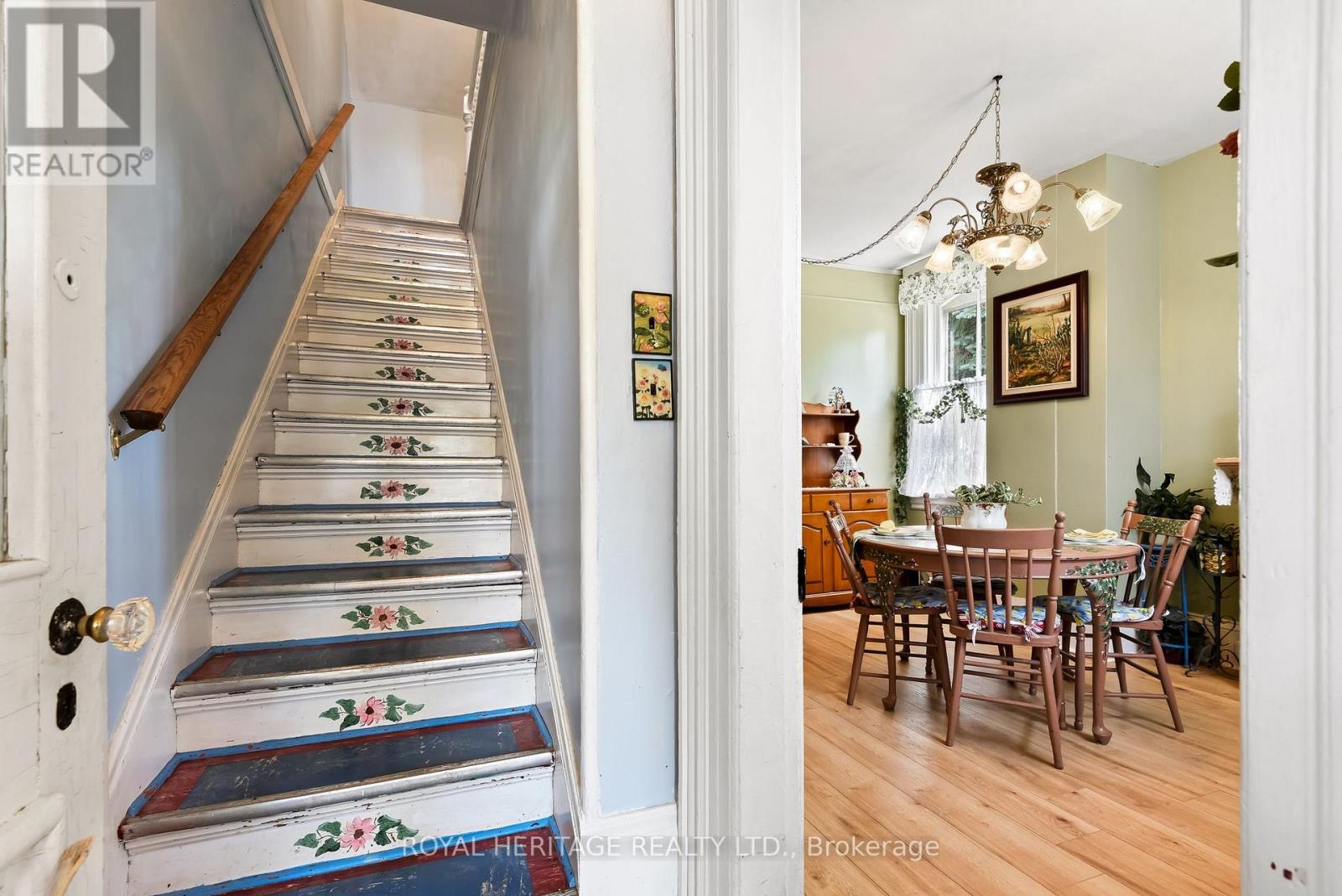 Property at 115 ELGIN STREET image 4