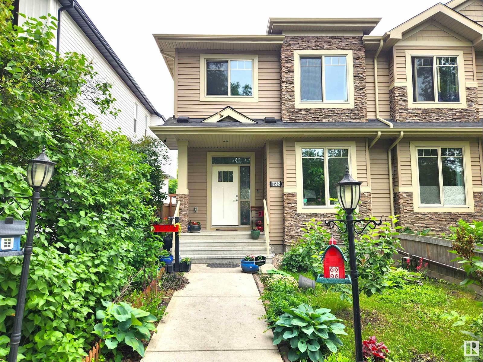 Property at 10535 67 AV NW image 1
