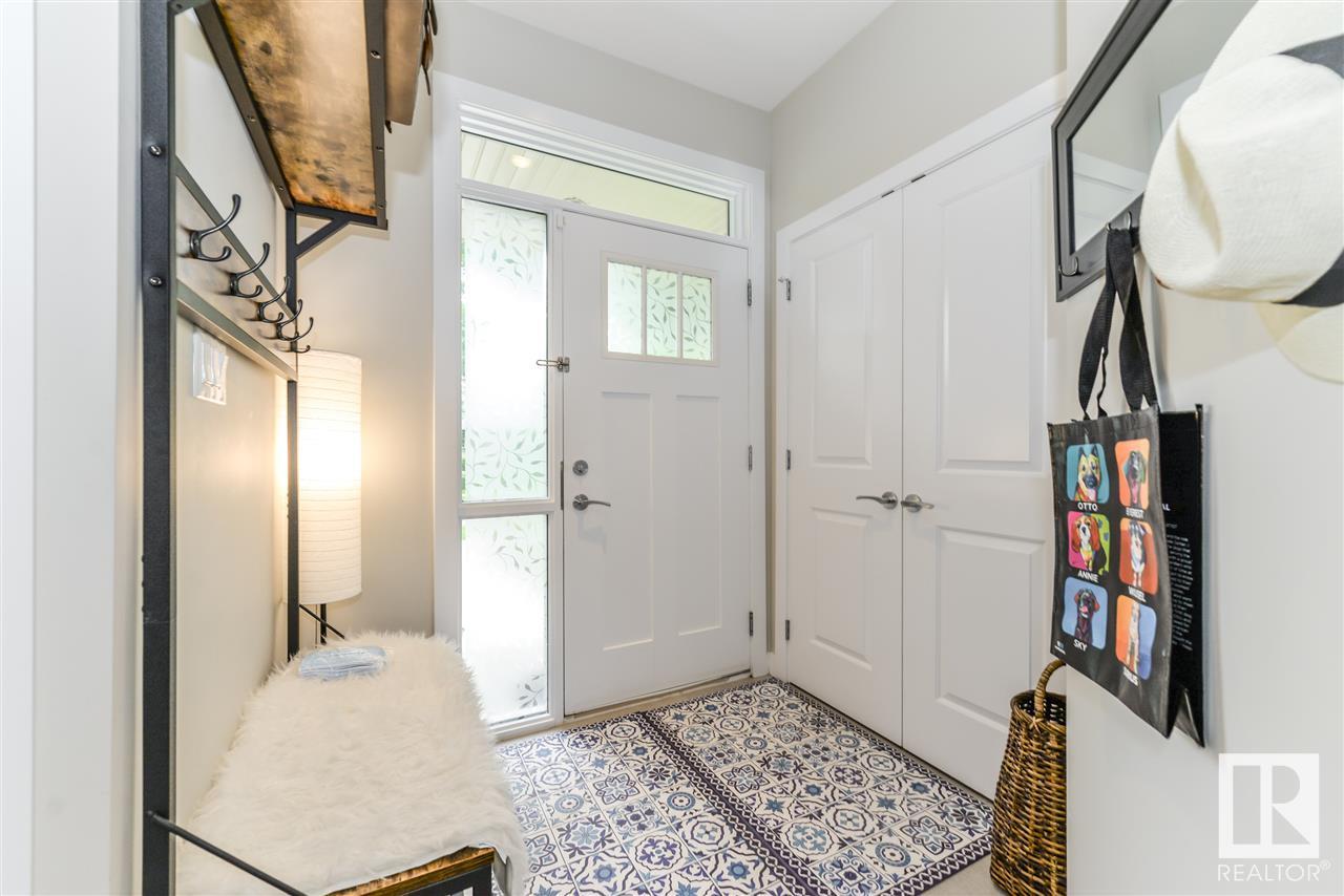 Property at 10535 67 AV NW image 4