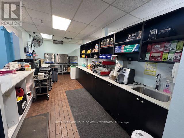 B - 11 Kodiak Crescent, Toronto, Ontario  M3J 3E5 - Photo 16 - W12246714