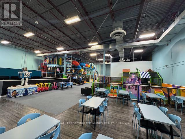 B - 11 Kodiak Crescent, Toronto, Ontario  M3J 3E5 - Photo 3 - W12246714